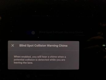 Tesla Model Y SUV RWD (346 ps) - HEATED SEATS - HEATED STEERING - WIFI