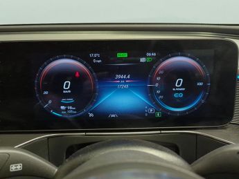 Mercedes-Benz EQC EQC 400 80kWh AMG Line 4MATIC (408 ps) - LED - REVERSE CAM - NAV