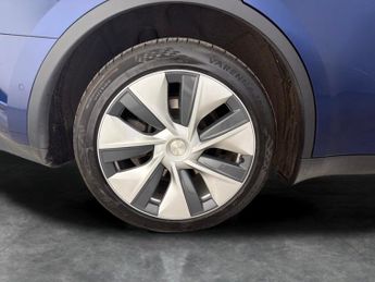 Tesla Model Y (Dual Motor) Long Range 4WDE (384 bhp) - HEATED STEERING - WIFI