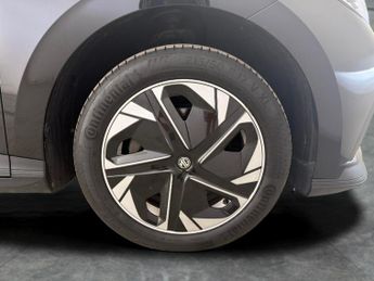 MG Mg4 51kWh SE (170 ps) - SPEED LIMIT RECOG - 17IN ALLOYS - CLIMATE CO