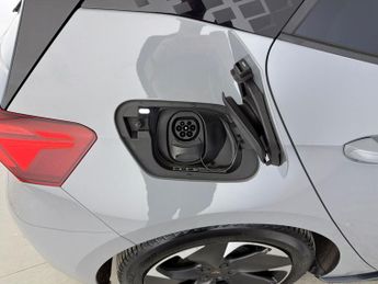 Cupra Born 58kWh V2 (204 ps) - CLIMATE CONTROL - DAB - PRIVACY GLASS