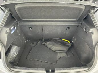 Cupra Born 58kWh V2 (204 ps) - CLIMATE CONTROL - DAB - PRIVACY GLASS