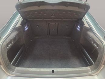Skoda Superb 2.0 TDI SE Technology DSG (150 ps) - DRIVER MEMORY SEAT - BLUETO