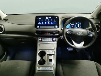 Hyundai Kona 64kWh Premium (10.5kW Charger) (204 ps) - ACTIVE LANE ASSIST