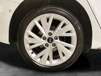 Audi A3 40 TFSI e S Line S Tronic[C+S] [17 inch Alloy] - MMI NAV PLUS - 