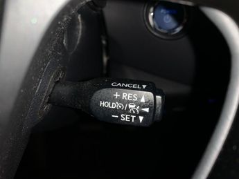 Toyota C-HR 1.8 Icon CVT [Tech] REV CAM - LANE TRACE ASSIST - LANE DEPART AL