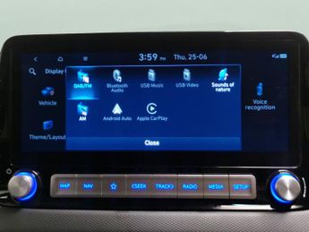 Hyundai Kona 64kWh Premium (10.5kW Charger) (204 ps) - ACTIVE LANE ASSIST