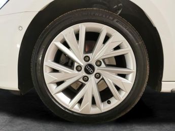 Audi A3 40 TFSI e S Line S Tronic[C+S] [17 inch Alloy] - MMI NAV PLUS - 