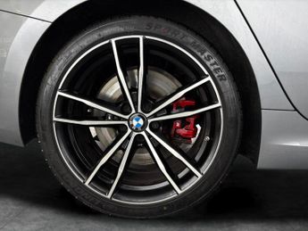 BMW 3 Series 2.0 320i M Sport (184 ps) - VISIBILITY PACK - HK AUDIO