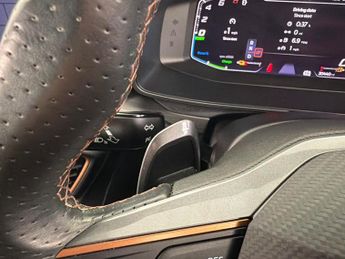 Cupra Formentor 1.4 eHybrid 12.8kWh V2 Plug-in DSG (204 ps) - KEYLESS ENTRY - RE