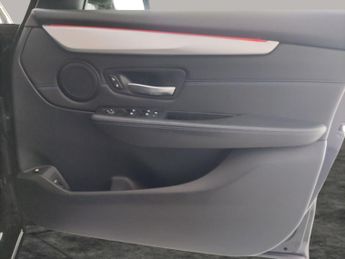 BMW 2 Series Active Tourer 1.5 225xe 7.6kWh M Sport Plug-in 4WD (224 ps) - BLUETOOTH - CRUI