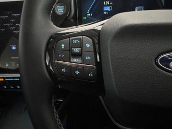 Ford Puma Gen-e Standard Range 43kWh Premium (168 ps) - REVERSE CAM - NAV - FORD