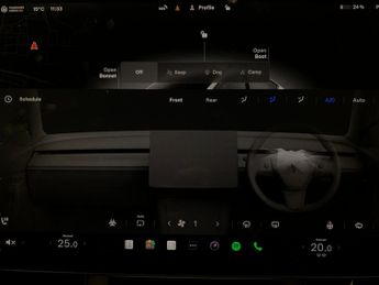 Tesla Model Y SUV RWD (346 ps) - HEATED SEATS - HEATED STEERING - WIFI