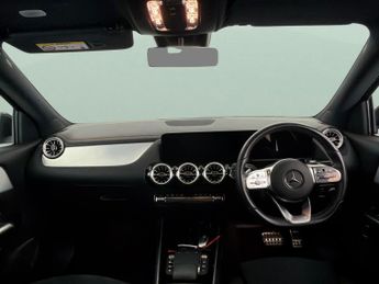 Mercedes-Benz EQA EQA 250+ 70.5kWh AMG Line (190 ps) - ADAPTIVE LIGHTS - HEATED LE