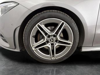 Mercedes-Benz CLA 1.3 CLA180 AMG Line (Premium 2) Coupe 7G-DCT (136 ps) - LED - NA