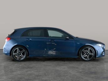 Mercedes-Benz A Class 1.3 A180 AMG Line Edition (Executive) 7G-DCT (136 ps) - SELF PAR
