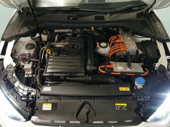 Audi A3 40 TFSI e S Line S Tronic[C+S] [17 inch Alloy] - MMI NAV PLUS - 
