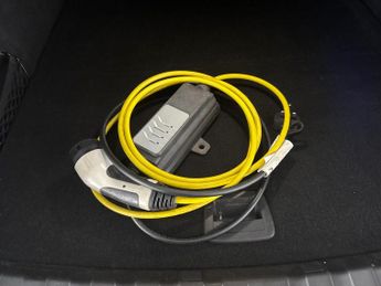 BMW 3 Series 2.0 330e 12kWh SE Pro Plug-in (292 ps) - NAV - PERFORMANCE CONTR