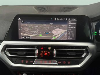 BMW 3 Series 2.0 330e 12kWh SE Pro Plug-in (292 ps) - NAV - PERFORMANCE CONTR