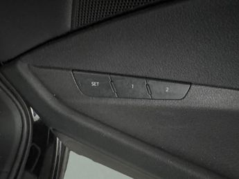 Audi e-tron 50 Technik quattro 71.2kWh (11kW Charger) (313 ps) - CARPLAY - L