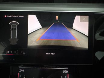 Audi e-tron 50 Technik quattro 71.2kWh (11kW Charger) (313 ps) - CARPLAY - L