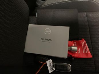 Nissan Qashqai 1.3 DIG-T MHEV Acenta Premium XTRON (158 ps) - BLIND SPOT ASSIST