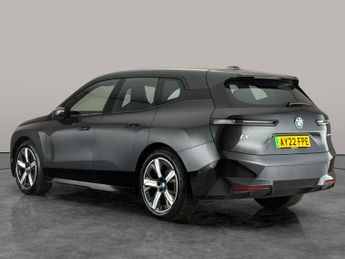 BMW iX 40 76.6kWh M Sport xDrive (326 ps) - DRIVING ASSISTANT - PARK AS