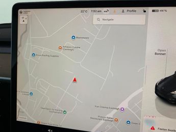 Tesla Model Y (Dual Motor) Long Range 4WDE (384 bhp) - KEYLESS ENTRY - REV CAM