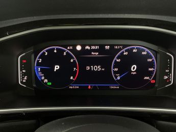 Volkswagen T-Roc 2.0 TSI R DSG 4Motion (300 ps) - PARK ASSIST - NAV - ALCANTARA