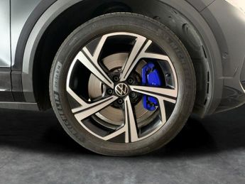 Volkswagen T-Roc 2.0 TSI R DSG 4Motion (300 ps) - PARK ASSIST - NAV - ALCANTARA