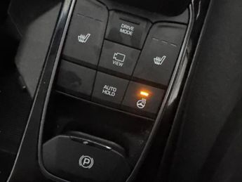 Hyundai Ioniq 38.3kWh Premium (136 ps) - LED - REVERSE CAM - NAV