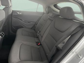 Hyundai Ioniq 38.3kWh Premium (136 ps) - LED - REVERSE CAM - NAV