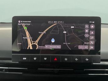 MG Mg4 64kWh Trophy Long Range (203 ps) - HEATED STEERING - BLIND SPOT 