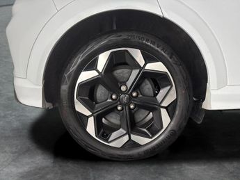 Ford Puma Gen-e Standard Range 43kWh Premium (168 ps) - REV CAM - ADAS PACK