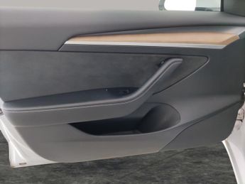 Tesla Model 3 Saloon RWD (241 bhp) 360 CAMERA - ADAPTIVE CRUISE - KEYLESS