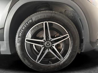 Mercedes-Benz EQA EQA 250+ 70.5kWh AMG Line (190 ps) - ADAPTIVE LIGHTS - HEATED LE