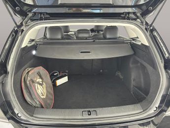 MG Mg5 61.1kWh Exclusive Long Range (156 ps) - NAV - BLUETOOTH - DRIVIN
