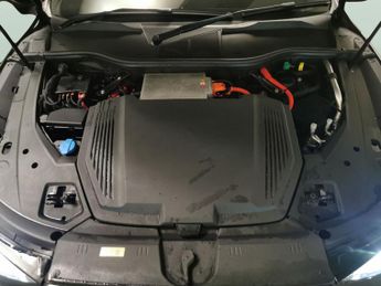 Audi e-tron 55 quattro 95kWh (408 ps) - LED - REVERSE CAM - 4 ZONE CLIMATE C