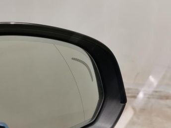 Volvo C40 Recharge 69kWh Plus (231 ps) - CARPLAY - KEYLESS ENTRY - PARK AS