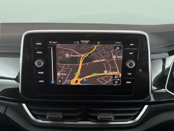 Volkswagen T-Roc 1.5 TSI R-Line DSG (150 ps) - DIGITAL DASH - PARK SENSORS - AIR 