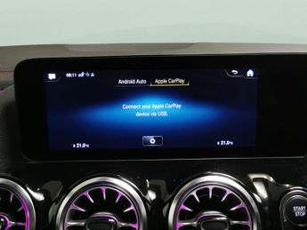 Mercedes-Benz EQA EQA 250 66.5kWh AMG Line (190 ps) - HEATED LEATHER - MIRROR PACK