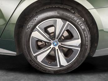 BMW i4 40 83.9kWh Sport Gran Coupe eDrive (340 ps) - CLOTH-SENSATEC - B