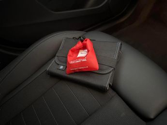 BMW i4 40 83.9kWh Sport Gran Coupe eDrive (340 ps) - CLOTH-SENSATEC - B