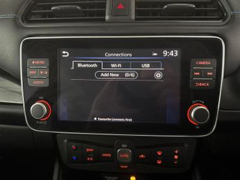 Nissan Leaf 39kWh N-Connecta (150 ps) - INTELLIGENT LANE INTERVENTION - LANE