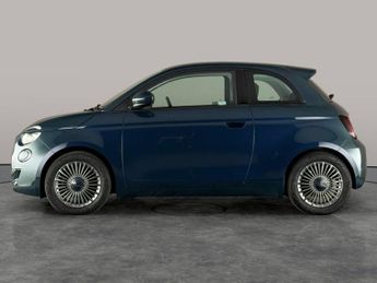 Fiat 500e 42kWh Icon (118 ps) - KEYLESS START - DAB - USB AUDIO