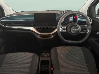 Fiat 500e 42kWh Icon (118 ps) - KEYLESS START - DAB - USB AUDIO