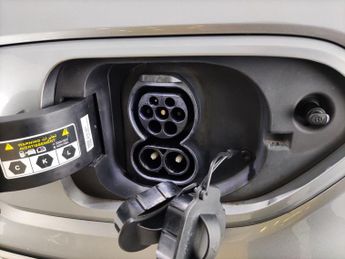Kia Niro 64kWh 2 (201 bhp) - WIFI - BLUETOOTH - PADDLE SHIFT
