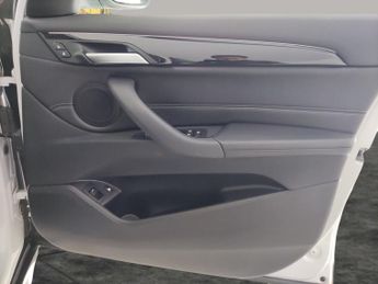 BMW X1 1.5 25e 10kWh xLine Plug-in xDrive (220 ps) - PERFORMANCE CONTRO