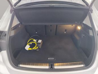 BMW X1 1.5 25e 10kWh xLine Plug-in xDrive (220 ps) - PERFORMANCE CONTRO