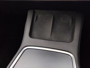 Tesla Model 3 Saloon RWD (241 bhp) - KEYLESS ENTRY - 360 CAM - PARK ASSIST